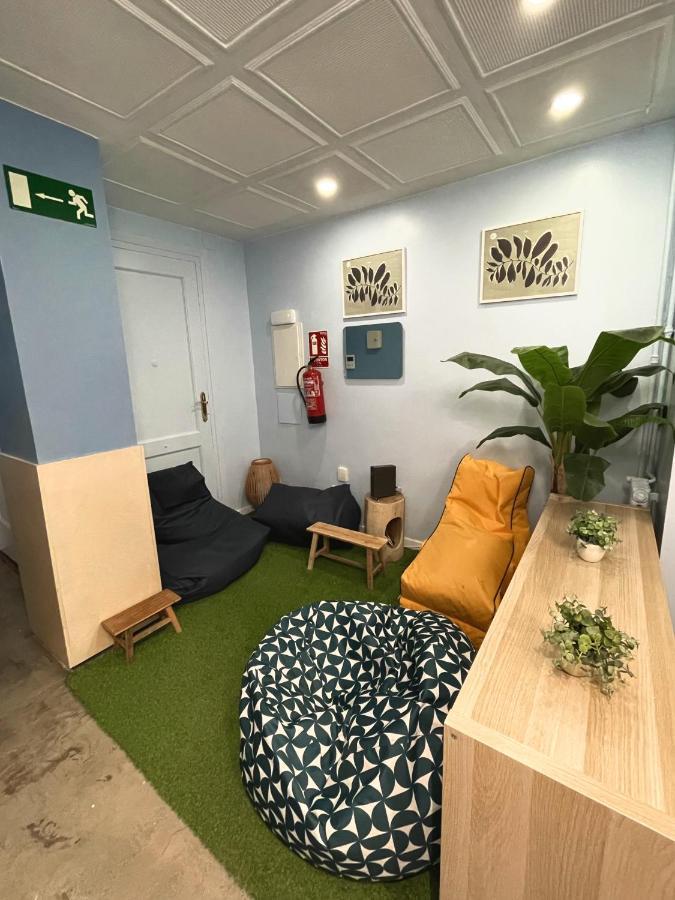 Az The Zity Hostel - Coliving Saragossa Exterior foto